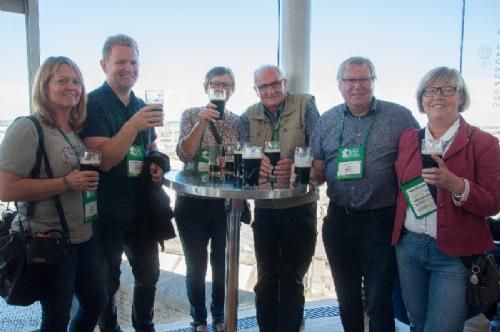 ILC verdenskongres i Irland 20.-28. august 2016  - En velfortjent pint af det mørke Guinness øl nydes på toppen i Gravity Bar