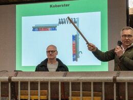 Som opvarmning blev der solgt to sæt kobørster – auktionarius for hele auktionen var Jakob Ravn