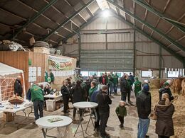 Lidt over 10 begyndte de første gæster at indfinde sig