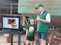 Jan P. Jensen bød velkommen, fortalte om bedrift & besætning og fortalte derefter om dansk kødkvæg i det hele taget