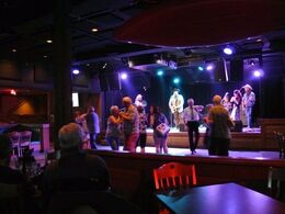 Dans på lokalt spisested, Banff