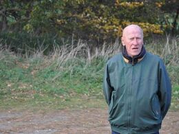 Næste morgen var det ”frisk vejr” og vi skulle ud og se afgræsningsområderne på Røsnæs, hvor Mogens Anholt var sat i stævne til at fortælle om naturpleje