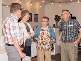Deltagerne kom i god tid til generalforsamling i Dansk Limousine Forening på Hotel Bredehus i Bredsten. Der var derfor god tid til snak inden brunchen blev sat frem