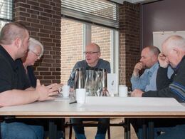 Efterfulgt af en såkaldt interessentanalyse