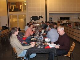 Hygge efter spisning. Tak for en super hyggelig aften på Bygholm. Stor tak til Jonas og Jens fra Bygholm Landbrugsskole. Vi glæder os til Mandehørm 2, det er jo næsten en tradition nu med mandehørmJ