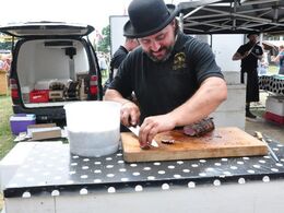 Og bagefter smagsprøver på limousinekød.