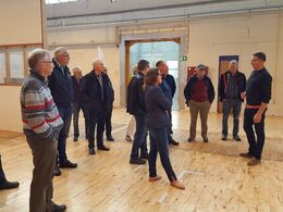 Der lyttes interesseret til Søren Christensens præsentation af nyeste tiltag.