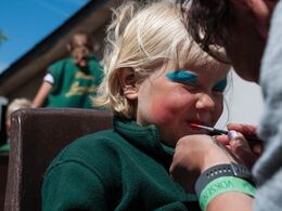 Der males også på limousinebørn