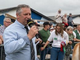 Den franske dommer i 2023 hed Gilles Deconchat – en meget kyndig dommer, som vi har set flere gange før, blandt andet ved Landsskuet i forbindelse med Verdenskongressen i Danmark i 2012.