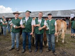 Udstillerne bag dyrene i vinderholdet