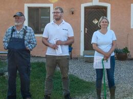 Onsdag 12/10-2018 - Philipp Sehner og Rebekka Peniere (bror og søster) byder velkommen til Thurnstock Limousin i Thurdorf. Ejendommen drives økologisk. Besætningen har 60 køer