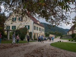 Beboelsen til venstre