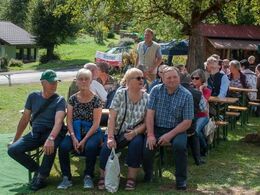 Det gode vejr og de mange indtryk nydes - snart kommer der også øl på bordene
