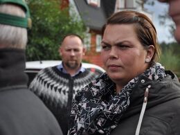 Lene Black – den ene halvdel af rejseholdet, havde et stor opgave i at oversætte på de mange besætningsbesøg.