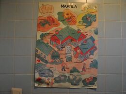 Der er en del udenlandske medarbejdere, så her han de få et lynkursus i finsk, mens de er på toilettet.