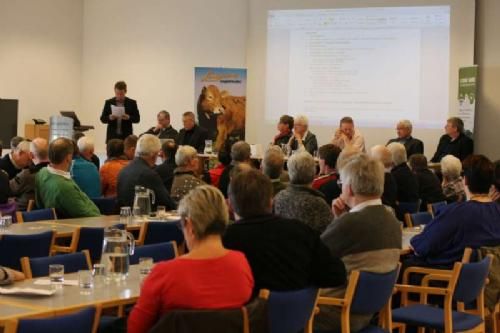 Generalforsamling - Omkring 100 medlemmer var mødt op til generalforsamling i Landbrugets Hus i Horsens.
