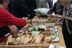 Generalforsamling - Tid til lidt frokost - en yderst lækker buffet.