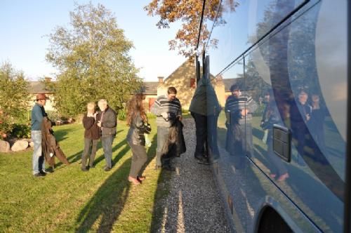 Østs bustur til Fyn  - Dagen er ved at gå på hæld efter en helt fortrinlig dag i det Fynske, hvor vejret bare har været helt fantastisk! 