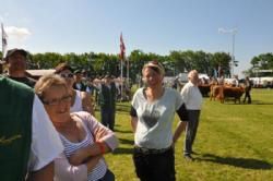 Roskilde Dyrskue Stemningsbilleder - Humøret fejler ikke noget. Her er Carina og Ullamaja i front.