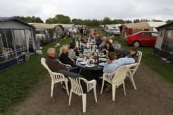 Stemning torsdag 2 - Aftenfest i Limousinestræde torsdag aften.