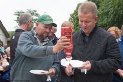 Stemningsbilleder - Så er der ketchup til formanden…