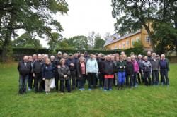 Studietur - Alle deltagerne (næsten) til fællesfotografering.